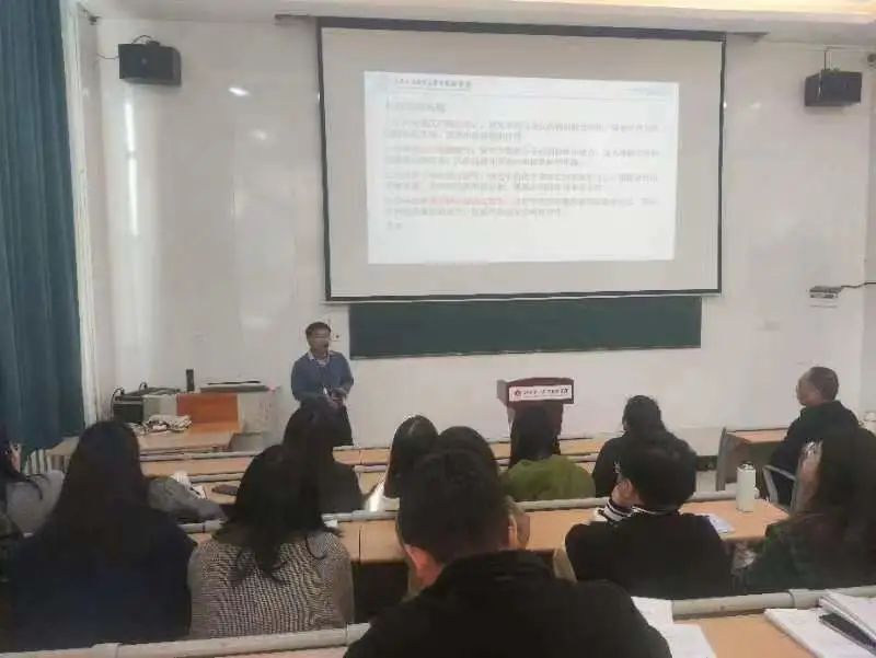 正在上傳...