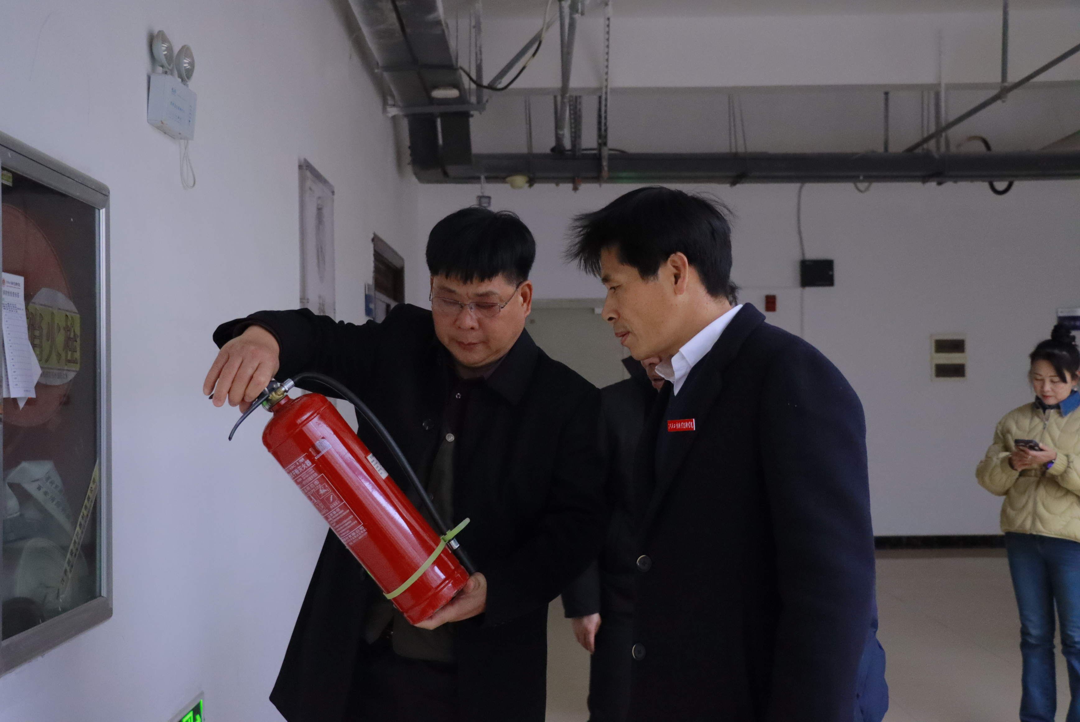正在上傳...