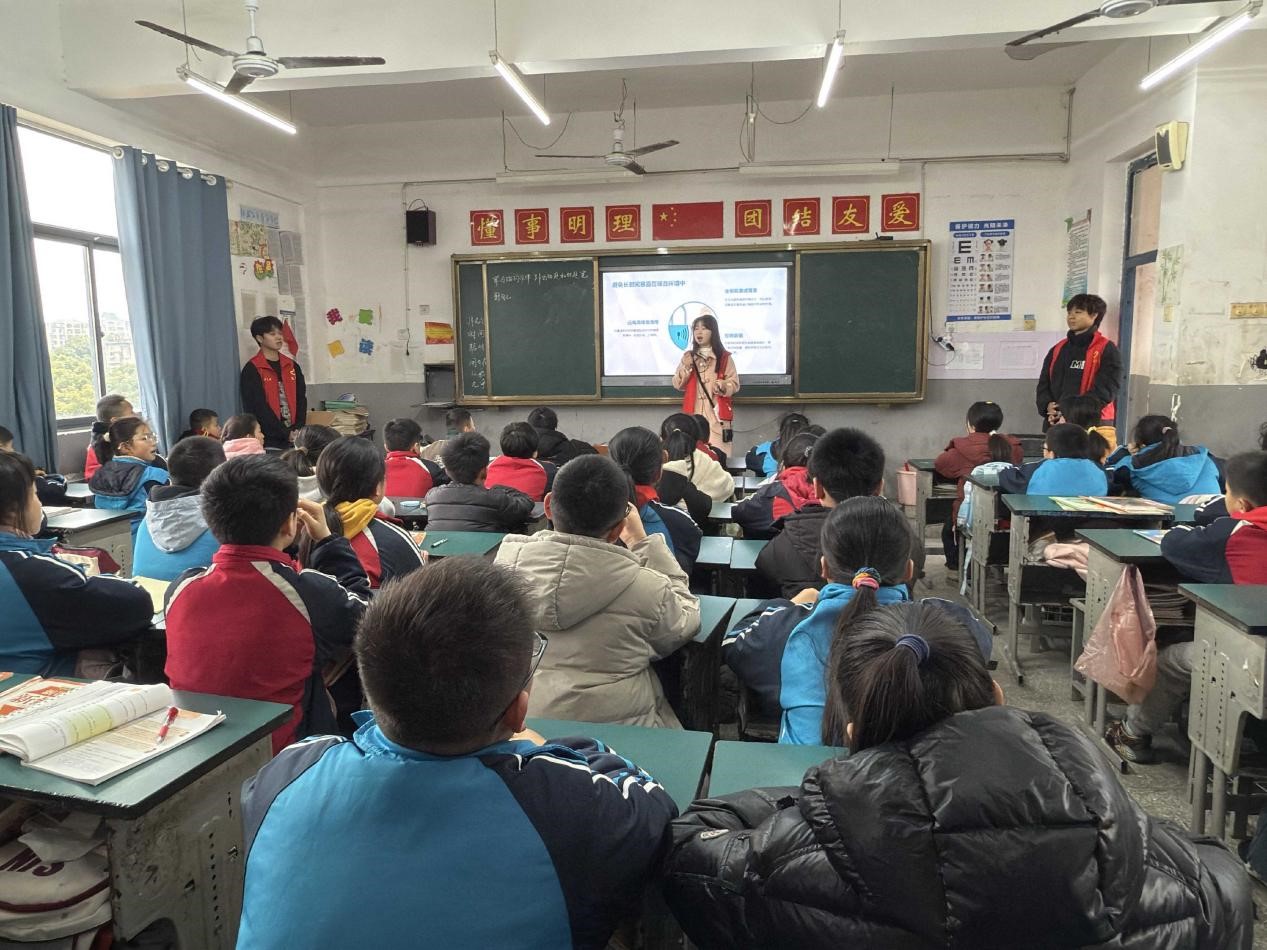 正在上傳...